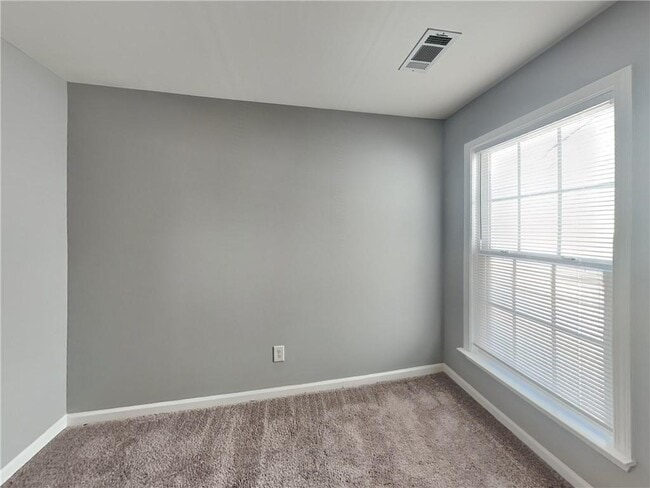 Building Photo - 3258 Welmingham Dr SW