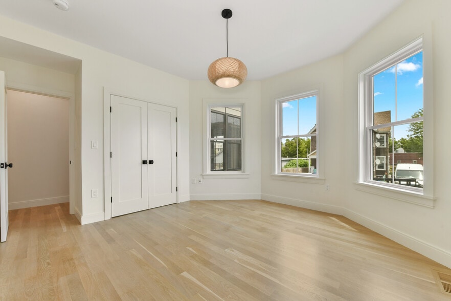 Building Photo - 36 McKone St