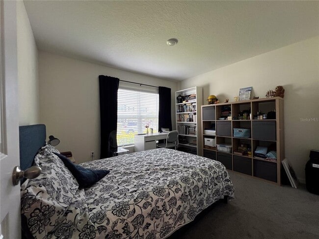 Building Photo - 10634 Chippewa Dr