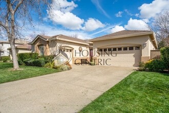 Building Photo - Executive Single Story Rental in Gated Serrano Community!