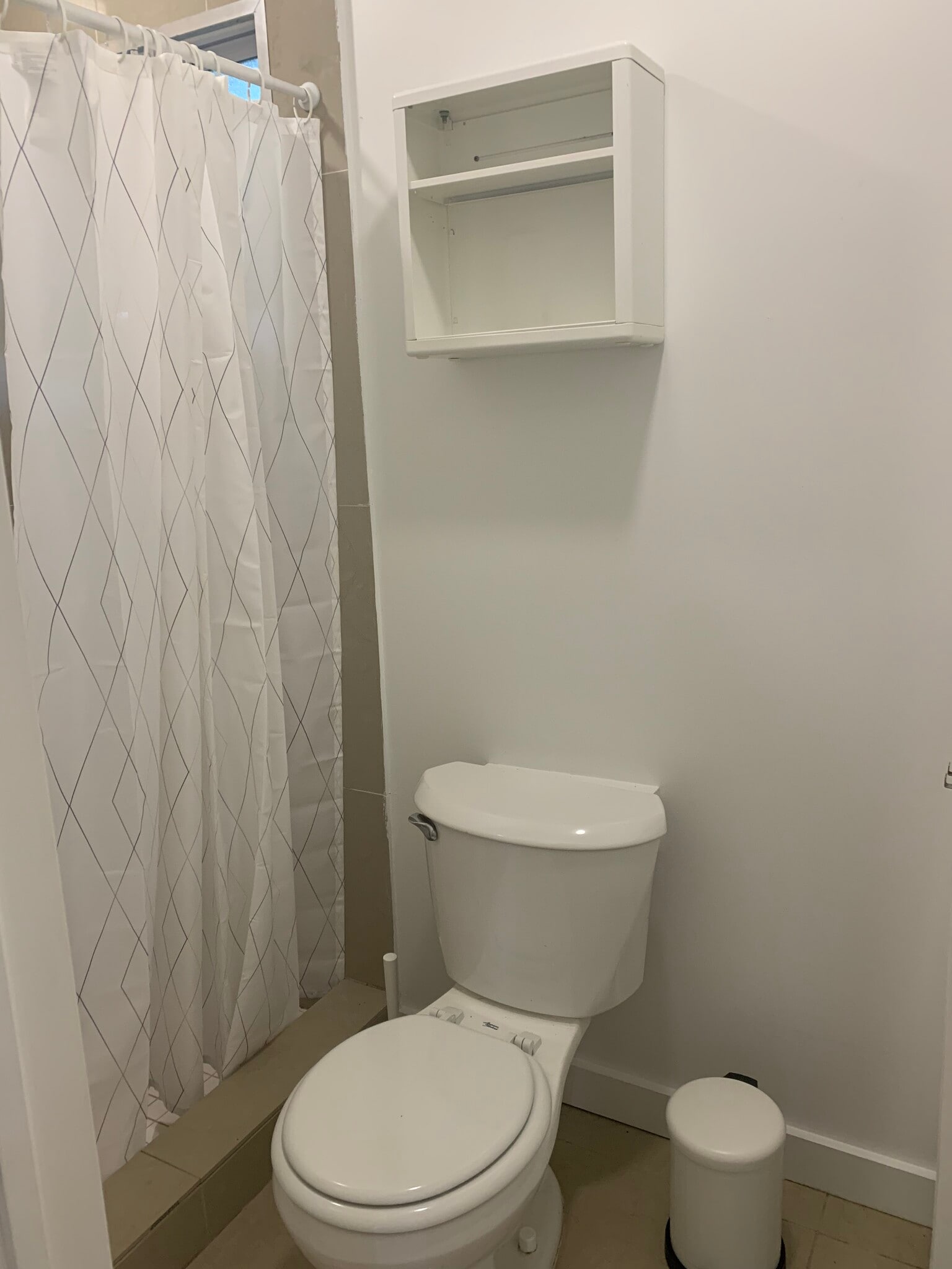 Restroom - 400 NE 110th Ter