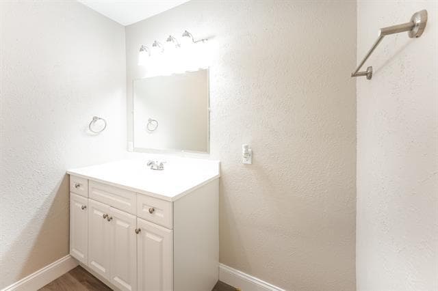 Building Photo - 102 E Barton St