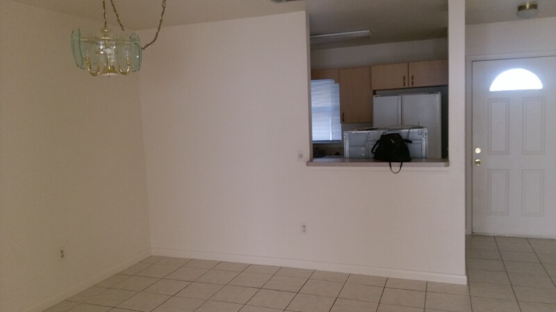 Building Photo - 6833 Myrtlewood Rd