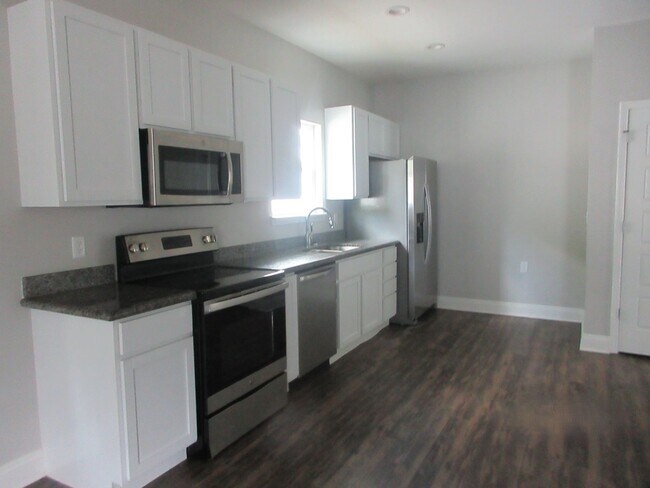 Building Photo - 101 Lacey Eden Ln