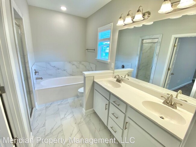 Building Photo - 4 br, 2.5 bath House - 269 Pritchett Cove