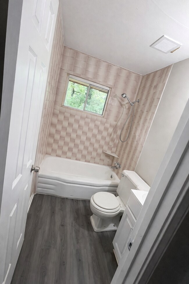 Building Photo - 3837 Spencer Cir