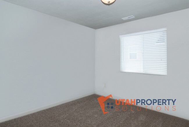 Building Photo - 14357 S Sherwell Ct