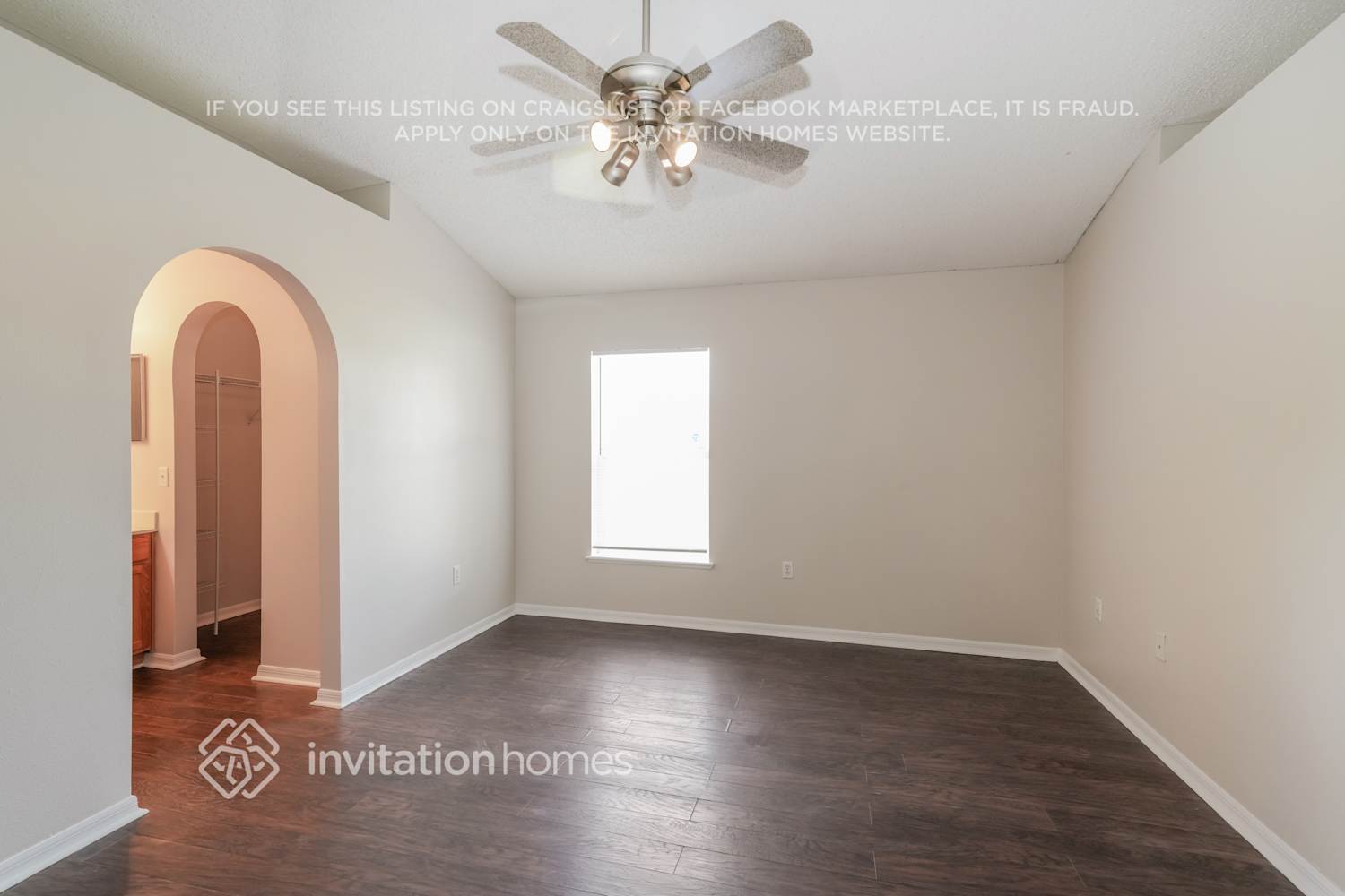 Building Photo - 17037 Holmby Ct