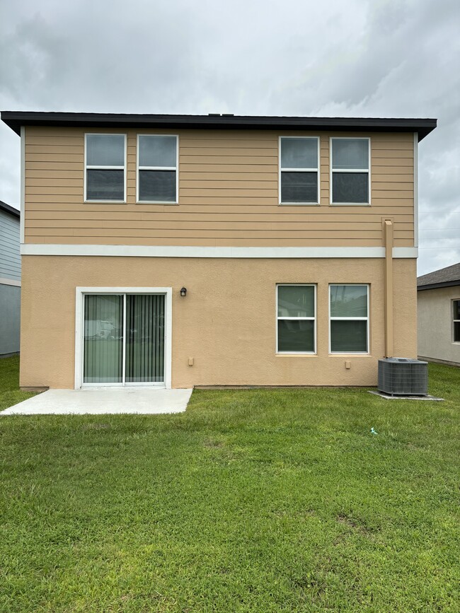 Building Photo - 34974 Daisy Meadow Loop