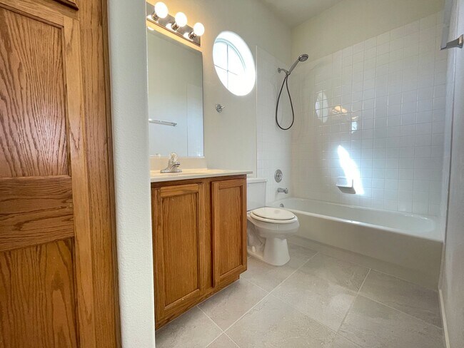 Building Photo - 10720 Woodlore Pl