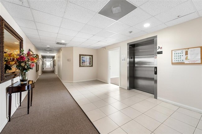 Primary Photo - 6655 W Sam Houston Pkwy S