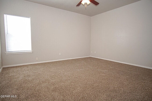 Building Photo - 7160 Mesquite Tree Ln