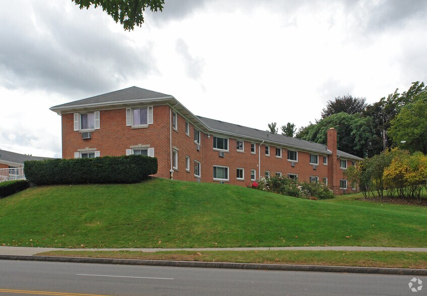 Hillside Manor Apartments 12751290 Monroe Ave Rochester NY 14620