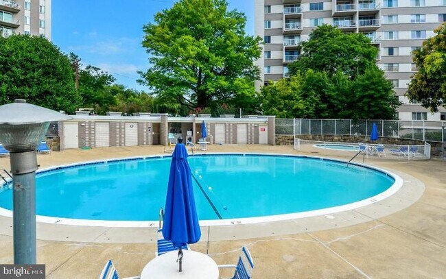 Building Photo - 4977 Battery Ln