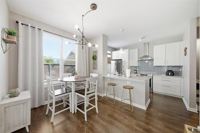 Building Photo - 1201 Grove Blvd