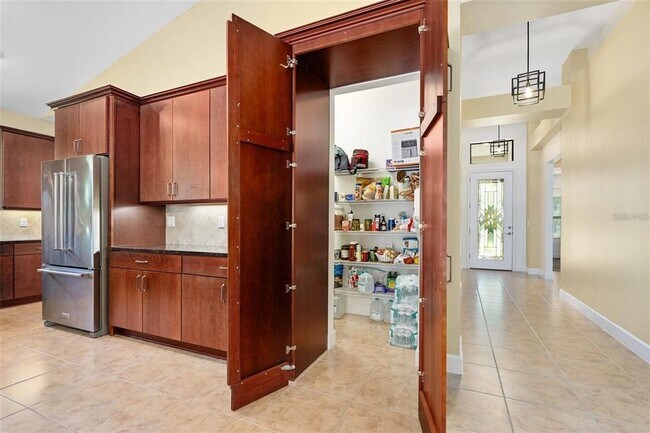 Building Photo - 27 Bay Ct