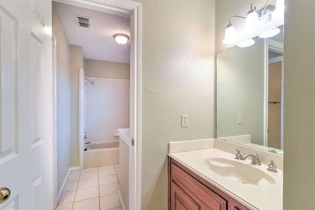 Building Photo - 3513 Meadowside Dr