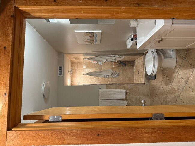 Building Photo - 4104 N Mozart St