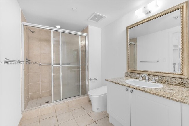 Building Photo - 19501 W Country Club Dr