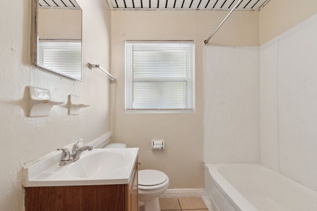 Building Photo - 3128 Rayford St