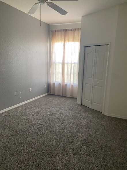 Building Photo - 8397-8338 38th St Cir E