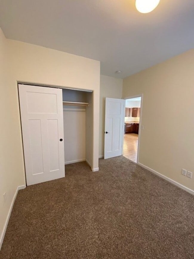 Building Photo - COMING MID-AUGUST Don't miss out on this Charming 3-Bedroom Ranch Home in Crystal Springs – Battl...