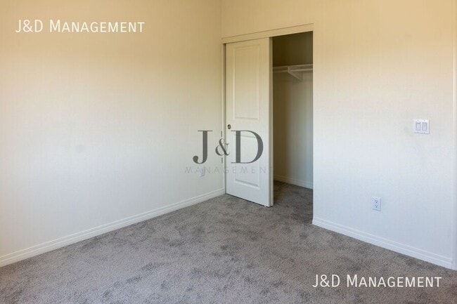 Building Photo - 8137 Cascio Ct