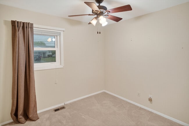 Building Photo - 8516 Halprin Dr