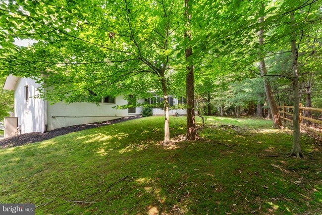 Building Photo - 8207 Lilly Stone Dr