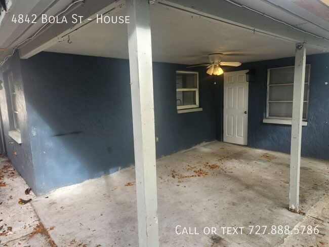 Building Photo - 4842 Bola St