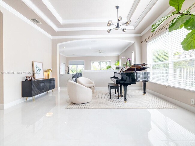 Building Photo - 903 NW 167th Ave