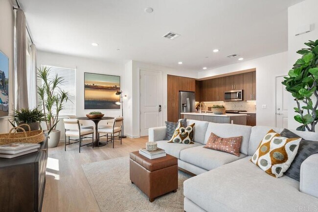 Building Photo - 3055 Avenida Torcello