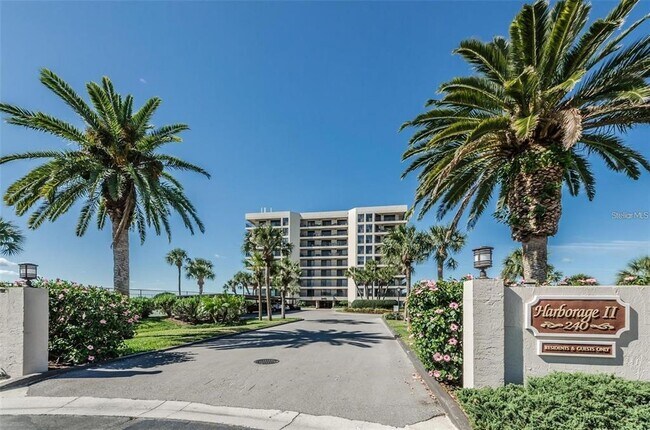 Building Photo - 240 Sand Key Estates Dr