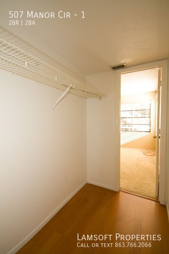 Building Photo - 507 Manor Cir