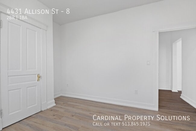 Building Photo - Charming & Modern 2-Bedroom Apartment | Av...