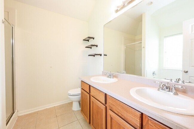 Building Photo - 11123 Overland Trail Dr