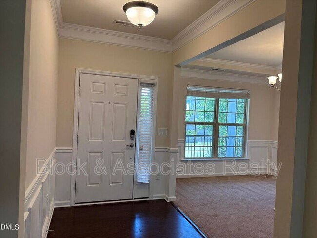 Building Photo - 1009 Magnolia Blossom Ln