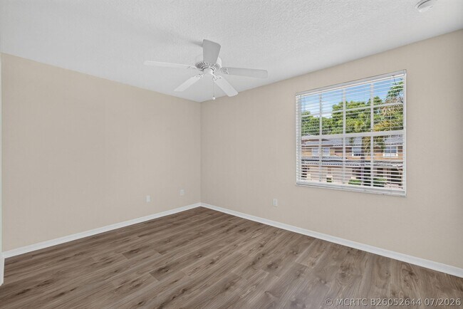 Building Photo - 2786 SE Birmingham Dr