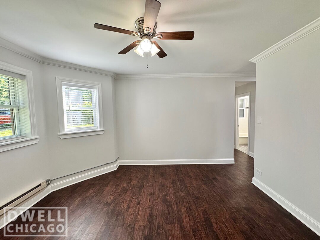 Building Photo - 2125 W Giddings St