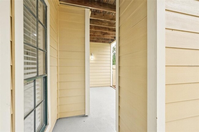 Building Photo - 8724 Mallard Reserve Dr