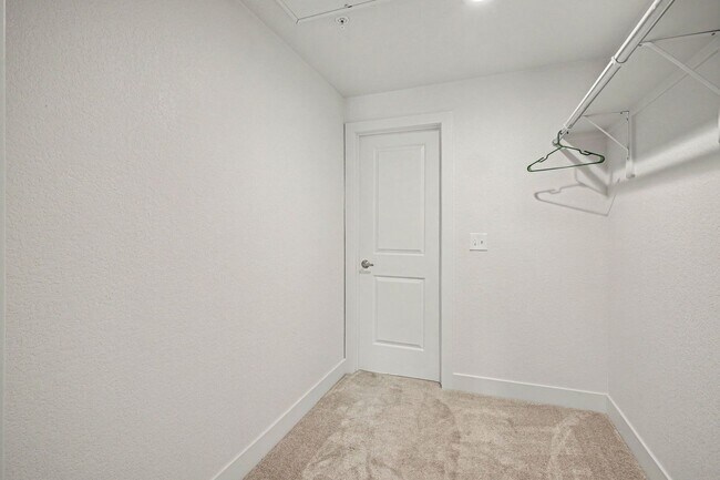 Building Photo - 14936 E Hampden Ave