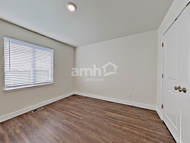 Building Photo - 13614 107th Ave Ct E
