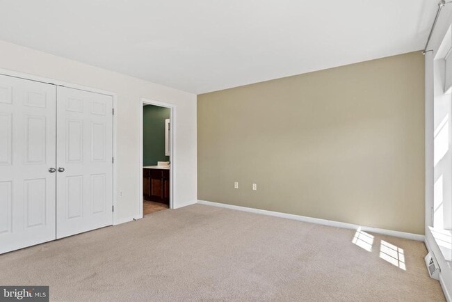 Building Photo - 3030 Meridian Cmns