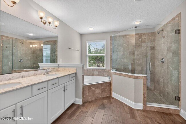 Building Photo - 4824 Red Egret Dr