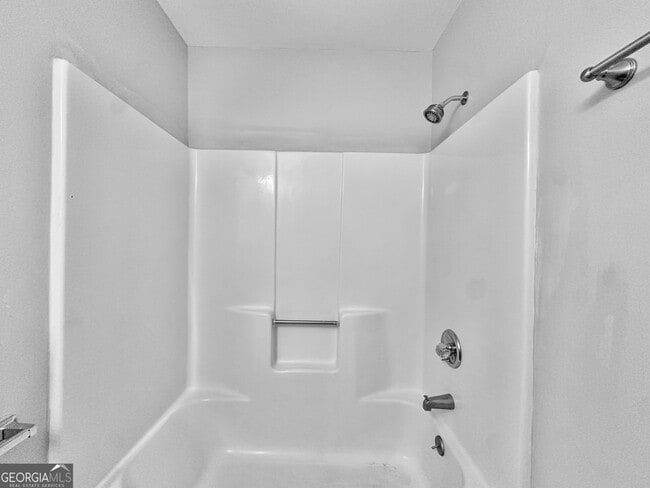 Building Photo - 608 Silver Trace Ct