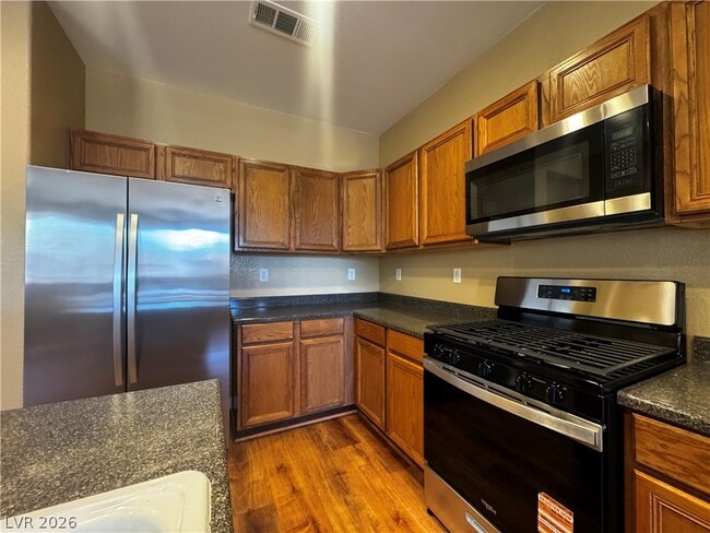 Building Photo - 9053 Wine Cellar Ave