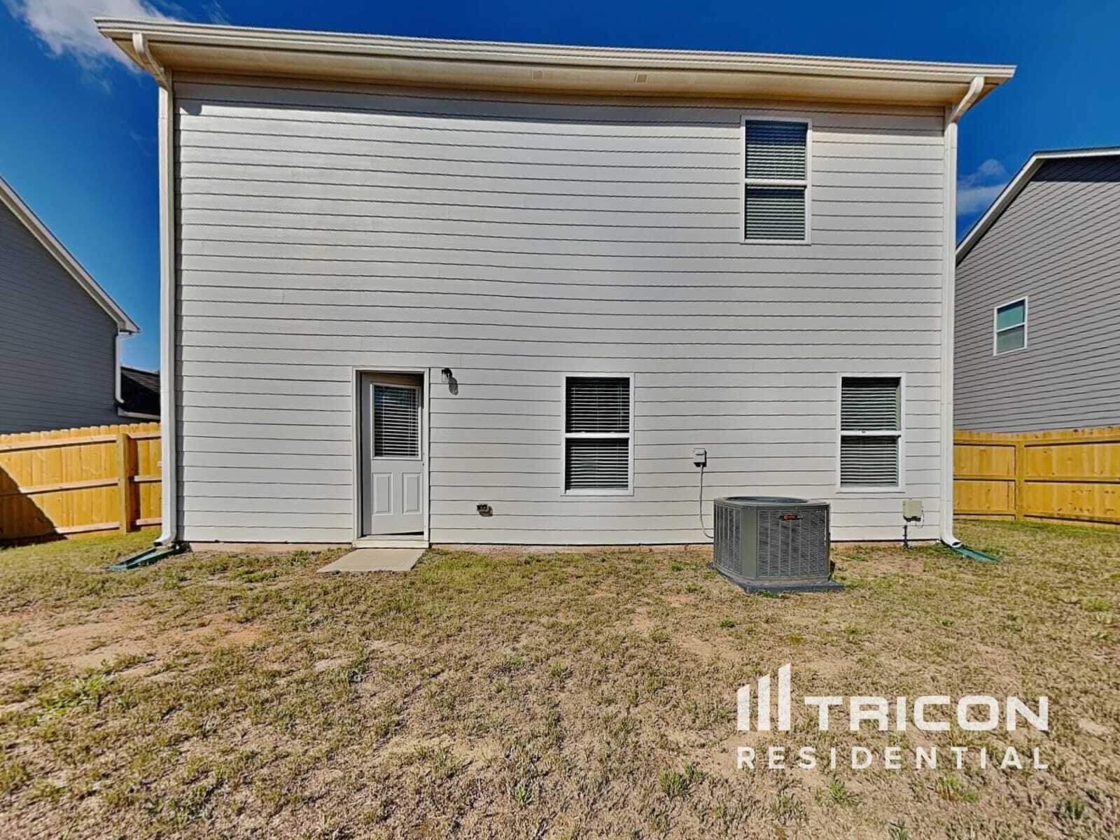 Building Photo - 513 Moline Wy