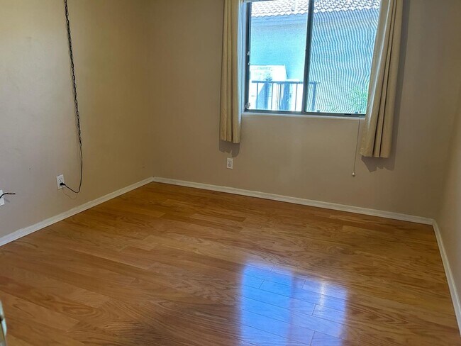 Building Photo - 6590 Tuzigoot Way