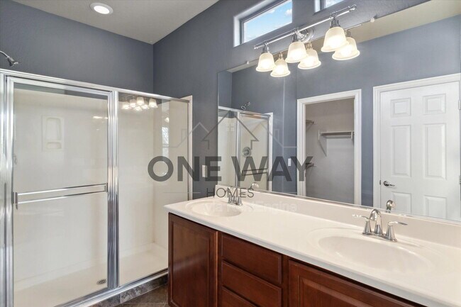 Building Photo - 18815 E Swan Dr