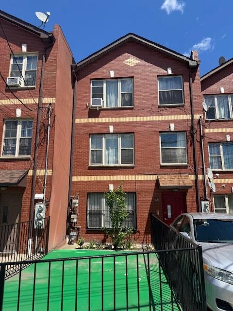Primary Photo - 769 Fountain Ave